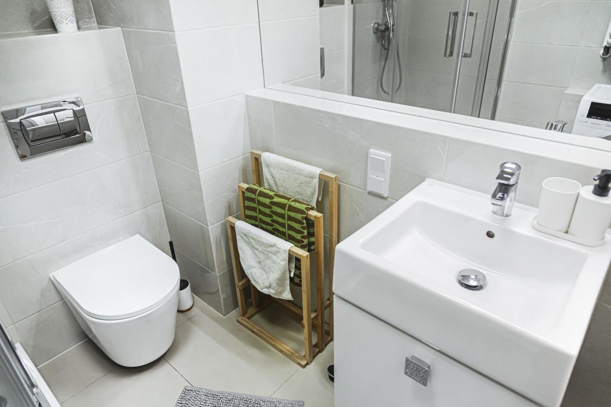 Komfort Z Balkonem W Centrum Wrocław Zewnętrze zdjęcie