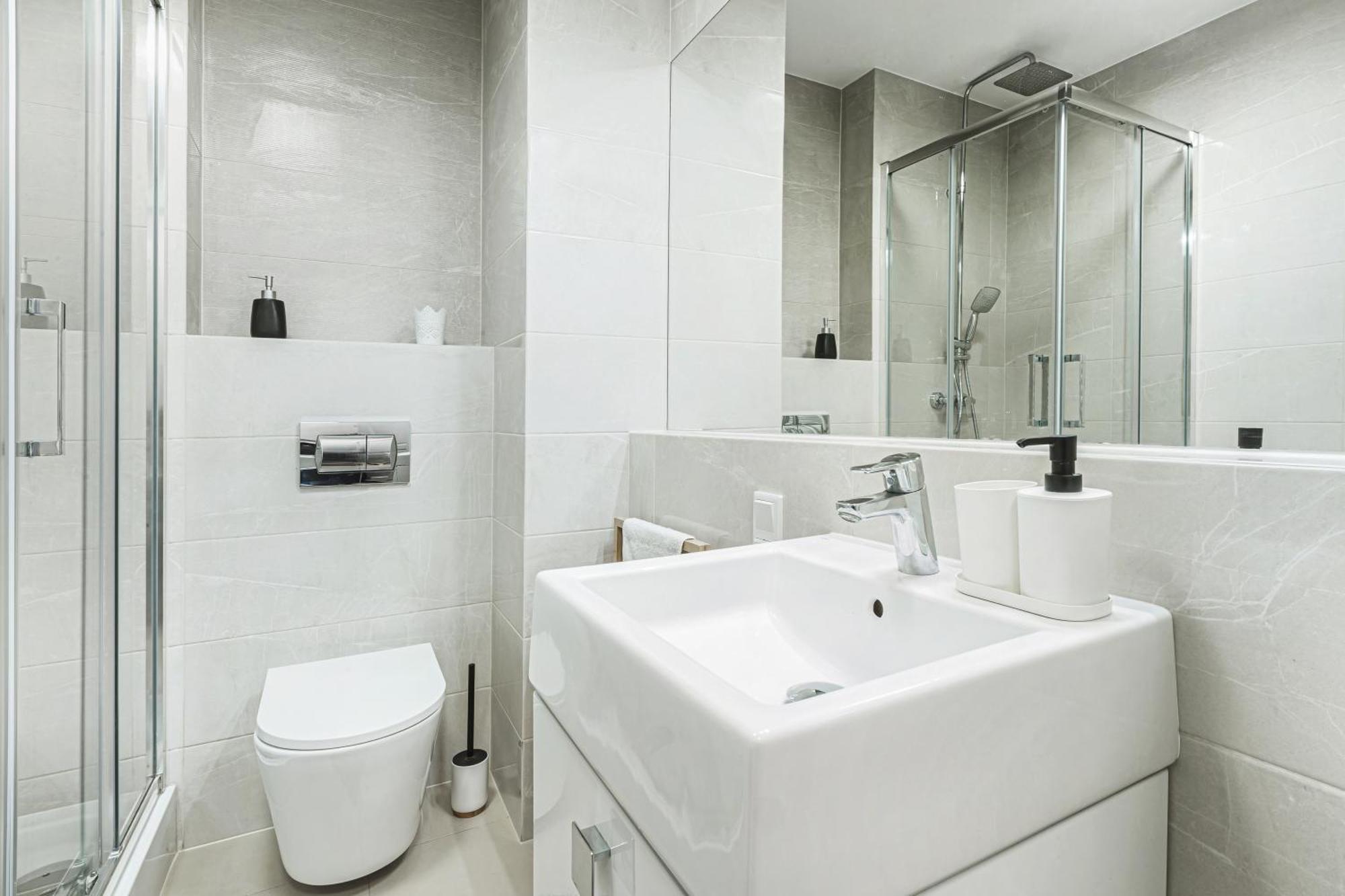Komfort Z Balkonem W Centrum Wrocław Zewnętrze zdjęcie